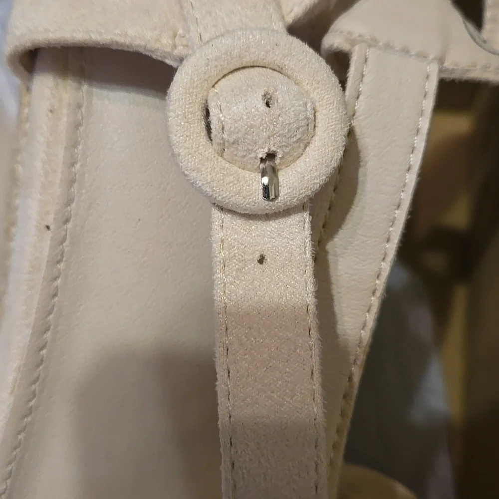 NWT Coutgo Women's Peep Toe Wedges